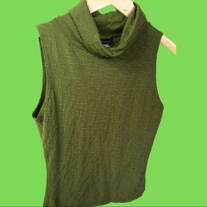 Green turtle neck